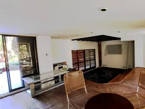 Venta Casa con Parque 5 ambientes Villa Luzuriaga