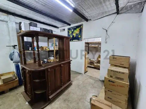 venta lote con mejora en merlo 10 x 22 con galpon de 50m2 porton corredizo
