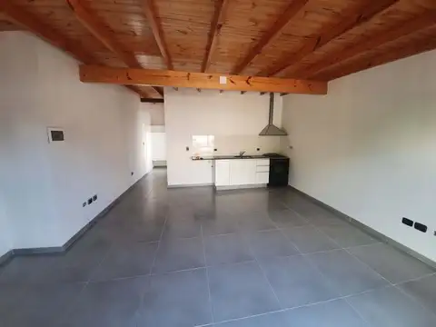 Depto Tipo Casa en Alquiler 10 años