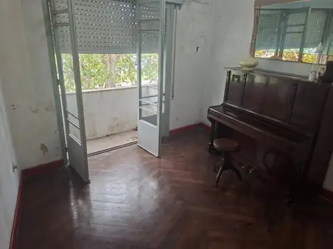 Depto Tipo Casa en Venta en Sarmiento, USD 50.000