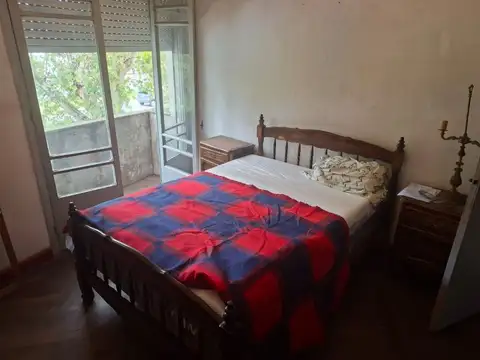 Depto Tipo Casa 5 ambientes con 1 baño