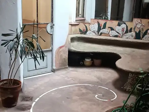 Depto Tipo Casa en Alquiler de 2 ambientes