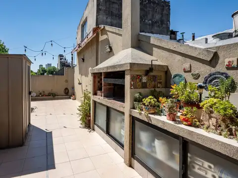 Duplex 4 amb con terraza y parrilla – floresta