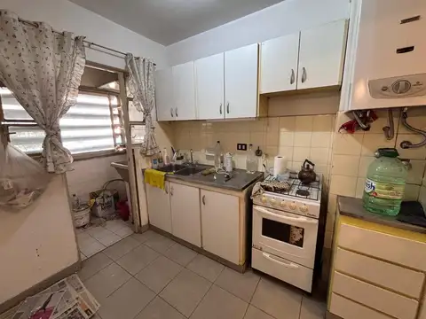 Departamento 5 ambientes con 2 baños