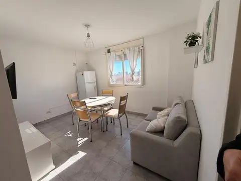 Departamento en Alquiler en Pichincha, $ 400.000