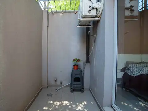 VENTA DEPARTAMENTO 2 AMBIENTES HURLINGHAM BALCÓN