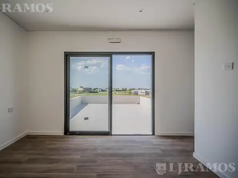  CASA EN OPORTUNIDAD A11  MB en San Sebastian