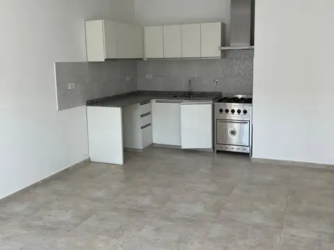 Depto Tipo Casa en Alquiler de 1 dormitorio