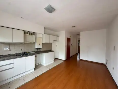 Mitre 1822 2do B , Piso 2