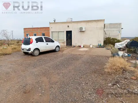CASA QUINTA CON VIÑEDOS EN VENTA