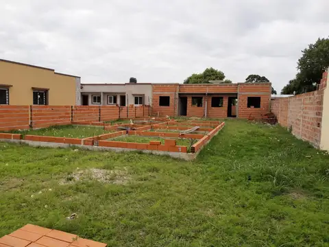 Chalets en Construcción de 3 ambientes - A entregar en 3 meses 
