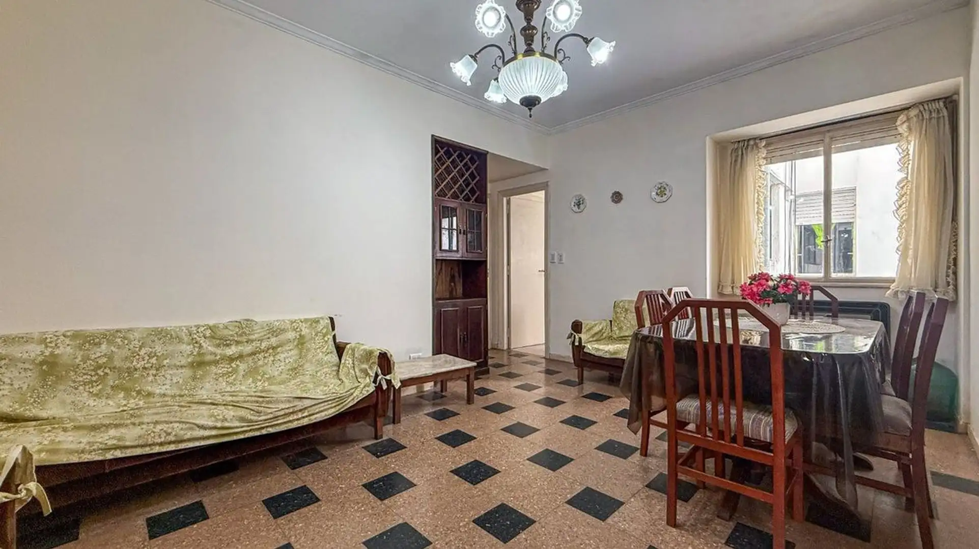 Depto 3 ambientes con dependencia 71 m zona centro