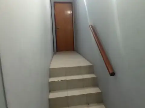 VENTA CASA MULTIFAMILIAR EN CASEROS PETIT HOTEL