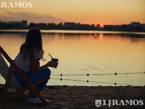 Terreno en Puertos del Lago - BARRIO AMARRAS