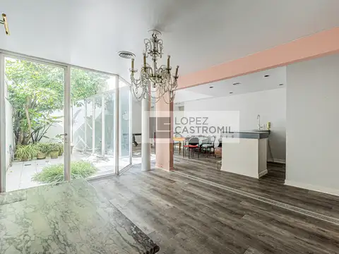 ESPECTACULAR PH ESTILO CASA! Todo luz y sol! Doble circulación! 2 Terrazas y patio! Cochera fija! Apto profesional! ÚNICO! OPORT!