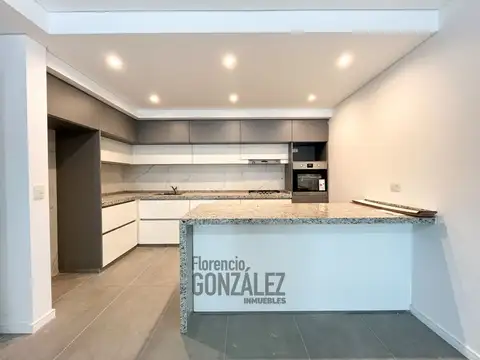 Depto. 4 amb., balcón, parrilla, cochera cub. opcional