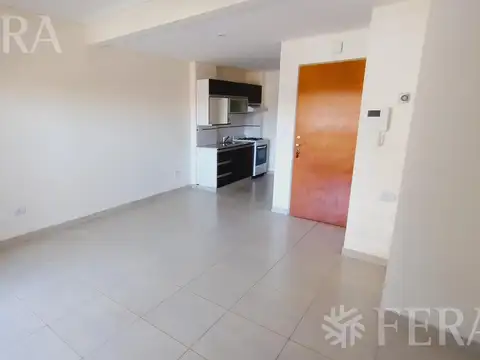 Departamento en Alquiler en Sarandi, $ 420.000