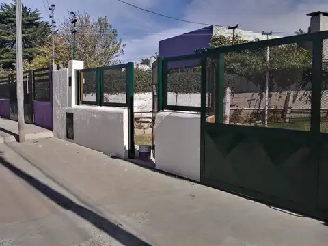 VENTA CASA 3 AMBIENTES, KM 8, COMODORO RIVADAVIA