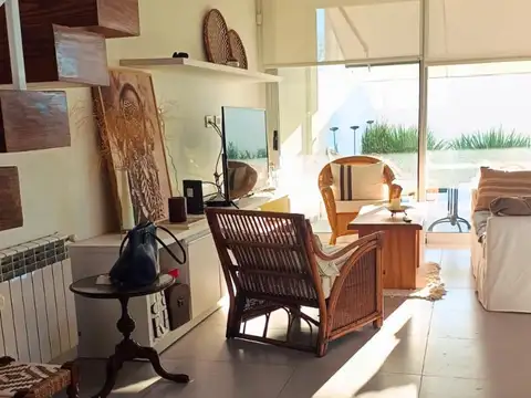 Depto Tipo Casa 3 ambientes con 1 baño