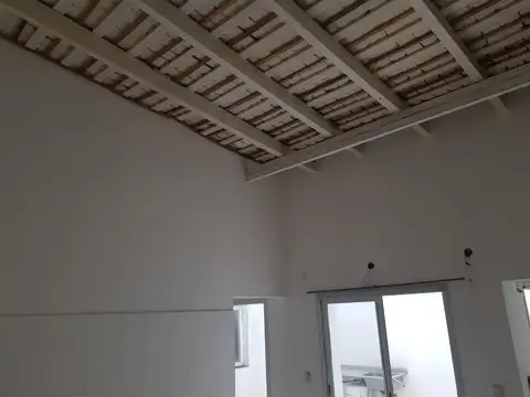 Depto Tipo Casa en Alquiler de 1 dormitorio