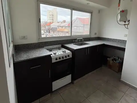 DEPARTAMENTO 3 AMBIENTES EN ALQUILER