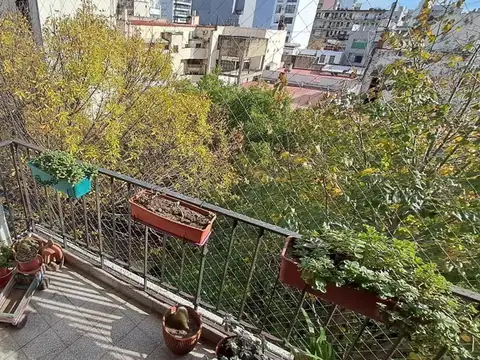 Pasco 1100, Piso 4