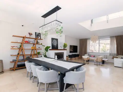 Casa a la venta en Martinez 4 dormitorios - Piscina - Garage 6 automoviles