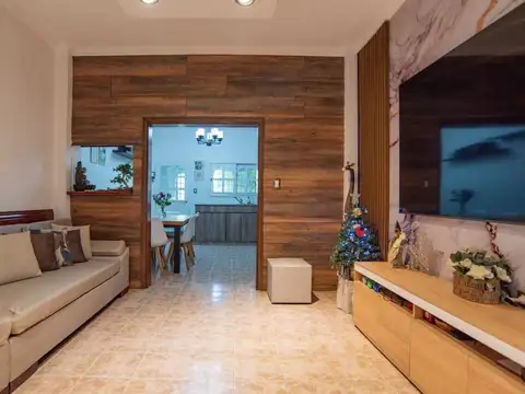 Casa en Venta en Villa Santos Tesei, USD 130.000