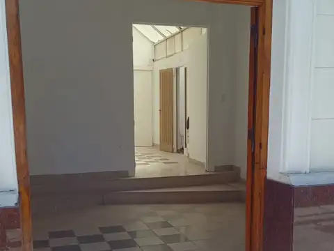Depto Tipo Casa en Alquiler de 4 ambientes
