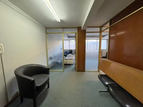 Oficina en Alquiler en Centro, $ 700.000