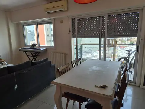 Hermoso dos  ambientes en Banfield