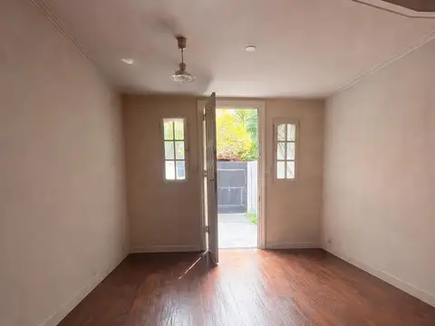 Depto Tipo Casa 3 ambientes con 2 baños
