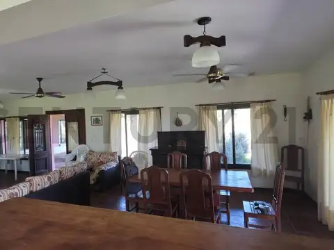 Venta Casa 5 Ambientes en BENQUERENCIA FARM CLUB