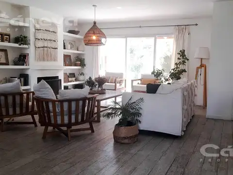 Casa en Venta de 4 dormitorios