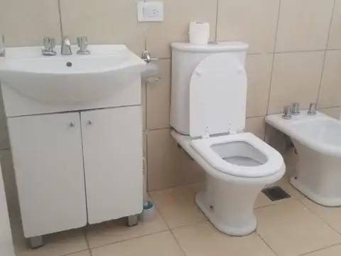 Manzana 5, Lote 16 100