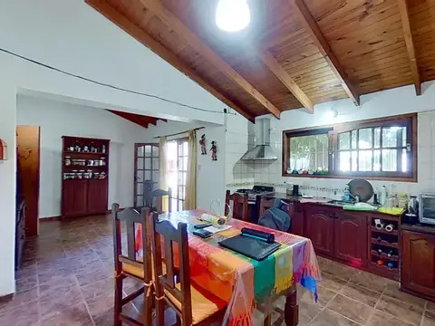 Casa 4 ambientes con 1 baño