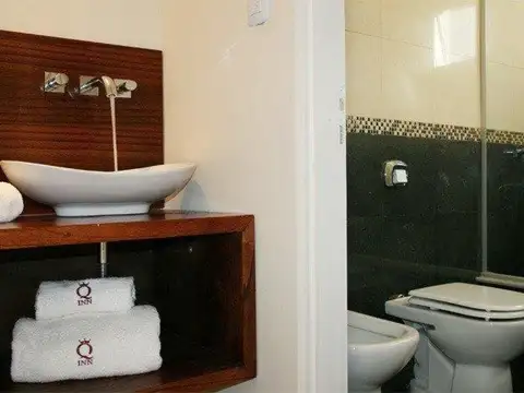 Hotel en Venta en Valeria del Mar, USD 1.450.000