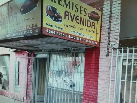 Local en venta- Versalles a media cuadra de J. B. Justo