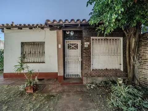 VENTA - CASA 3 AMB. SAN MARTIN