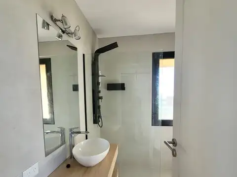 Casa en Alquiler 1 año