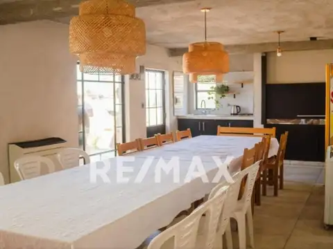 Casa 2 ambientes con 1 baño