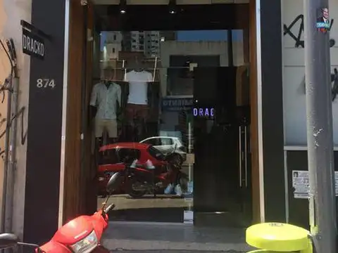 Local - La Plata