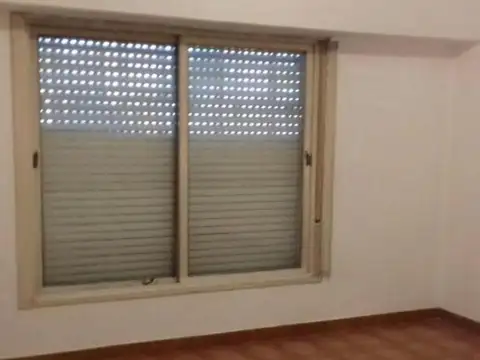 Casa en Venta en Rafael Calzada, USD 200.000