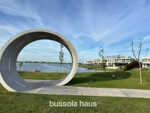 Terreno en Venta en Puertos - Barrio Marinas, USD 320.000