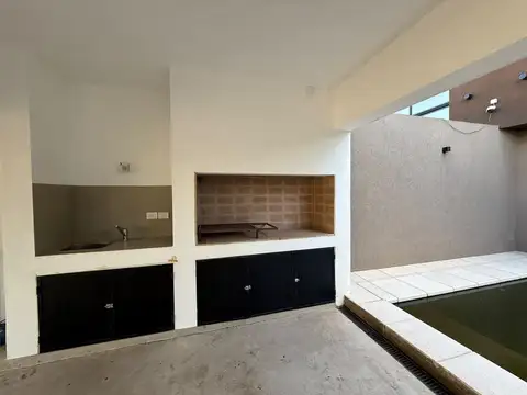 Depto Tipo Casa en Venta de 3 dormitorios
