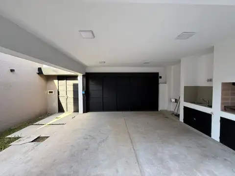 Depto Tipo Casa en Venta en San Francisco, USD 175.000