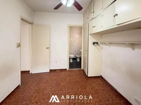 VENTA Dpto 2 amb. interno. CENTRO.