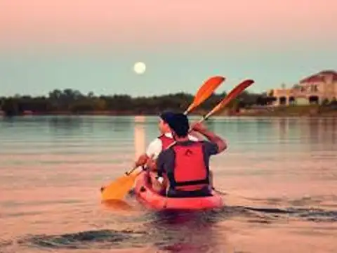 VENTA LOTE AL LAGO BARRIO ORILLAS PUERTOS FINANCIA