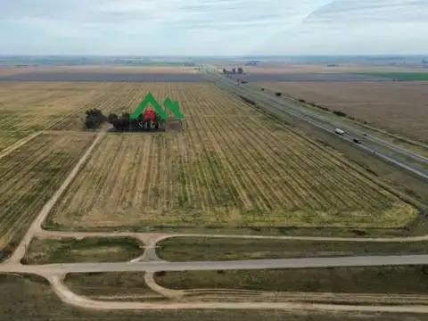 Terreno industrial en venta sobre autopista - Ideal proyecto. en Autopista Córdoba-Oncativo