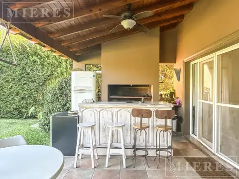 Muy linda casa en venta en Buen Retiro